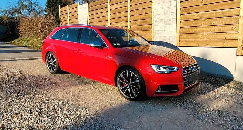 Gebraucht Audi S4 Sport 354 PS (260 kW) 2017 Rot Kombi