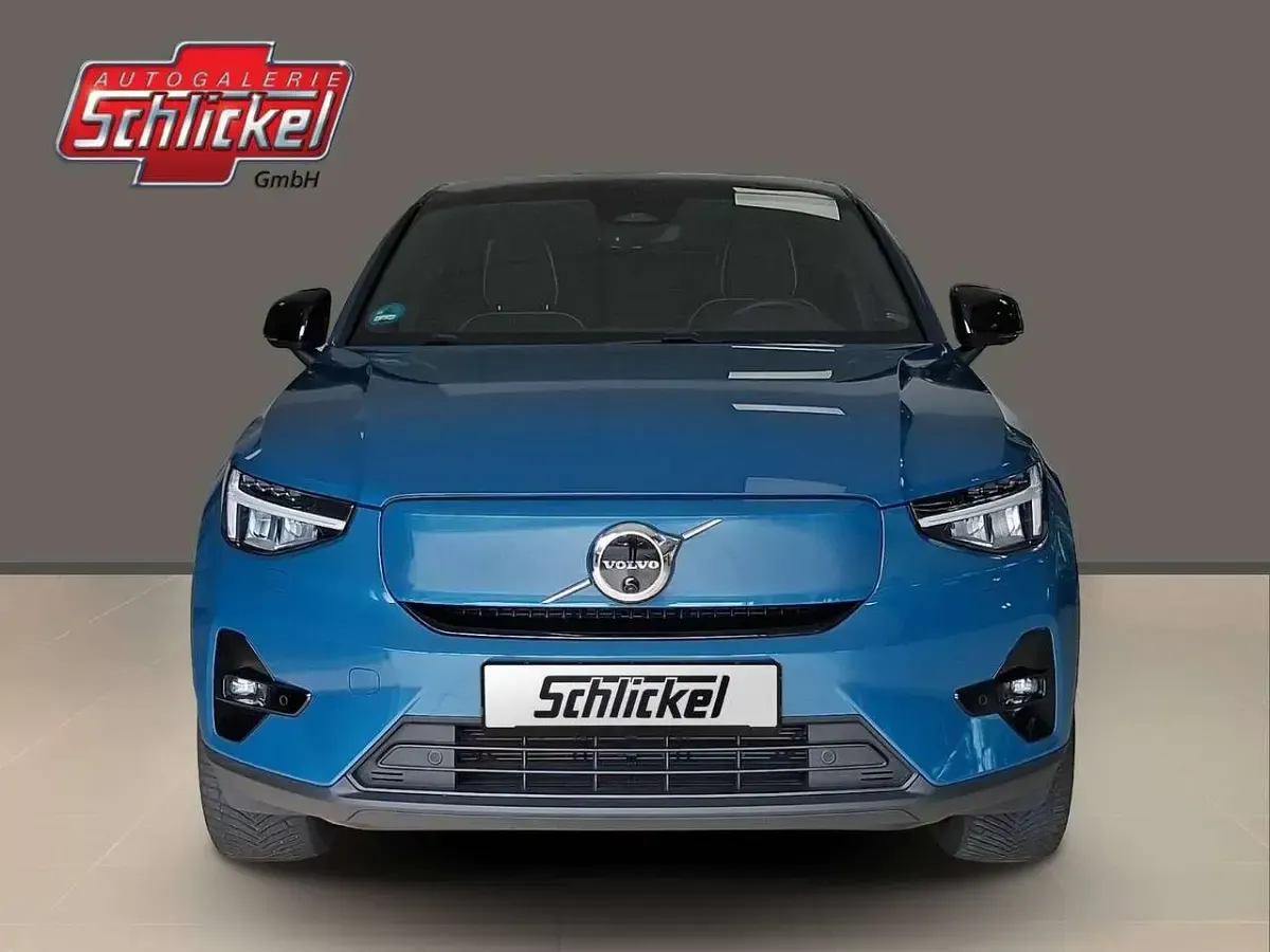Gebraucht Volvo C40 Ultimate 169 kW (231 PS) 2023 Fjord blue / metallic SUV