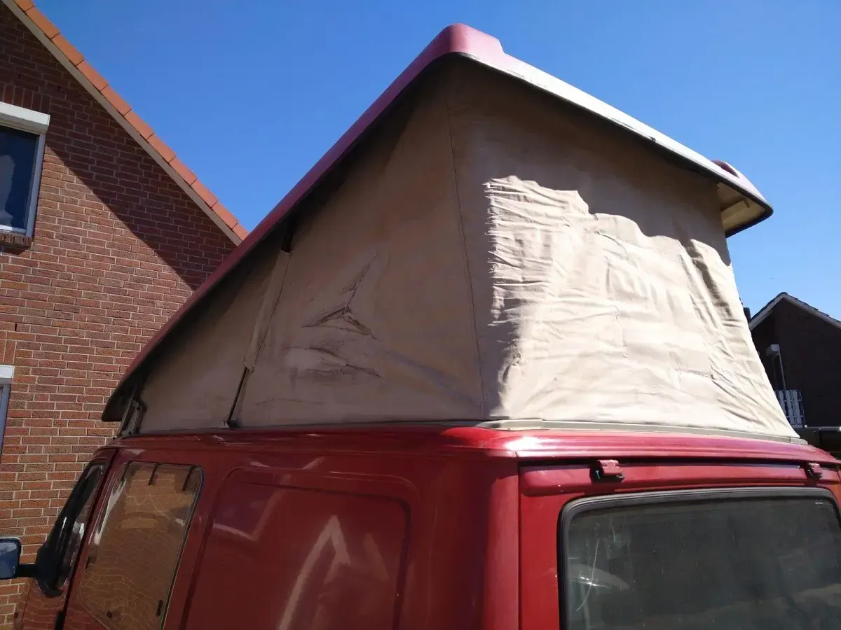 Second-hand Ford Transit Nugget 77 CP (56 kW) 1990 Roșu Monovolum