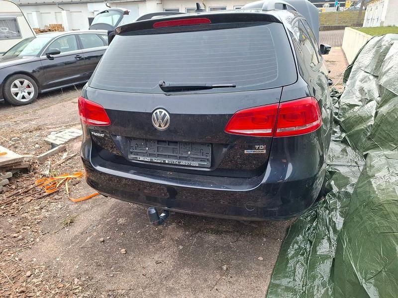 Gebraucht VW Passat Comfortline 105 PS (77 kW) 2011 Kombi