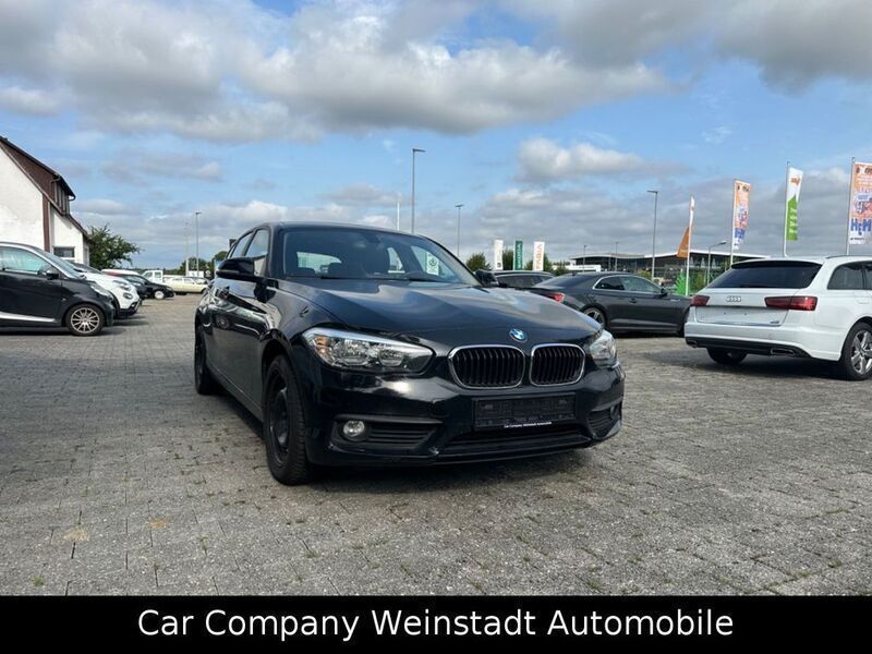 Schwarz 2 Gebraucht 2016 BMW 116 Advantage Kleinwagen | 6.990 € (Superpreis) - Bild 1/4