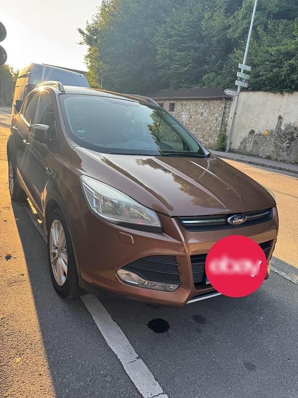 Braun Gebraucht 2014 Ford Kuga SUV | 7.500 € - Bild 1/4
