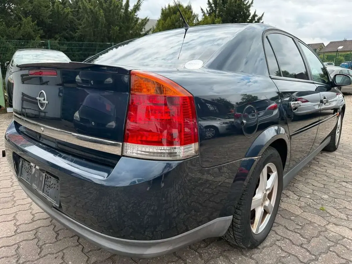 Gebraucht Opel Vectra Elegance 125 PS (91 kW) 2002 Schwarz Limousine