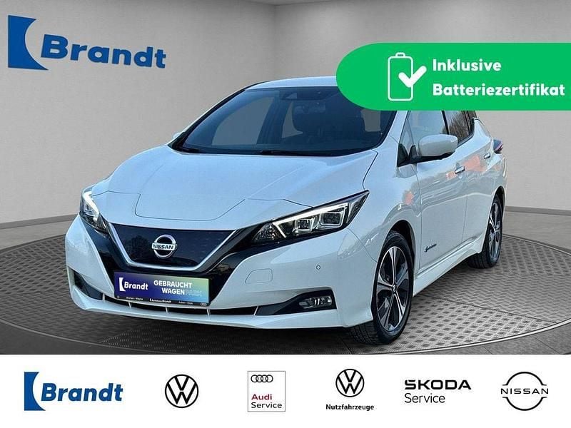 Gebraucht Nissan Leaf Tekna 110 kW (150 PS) 2019 Weiß Kleinwagen