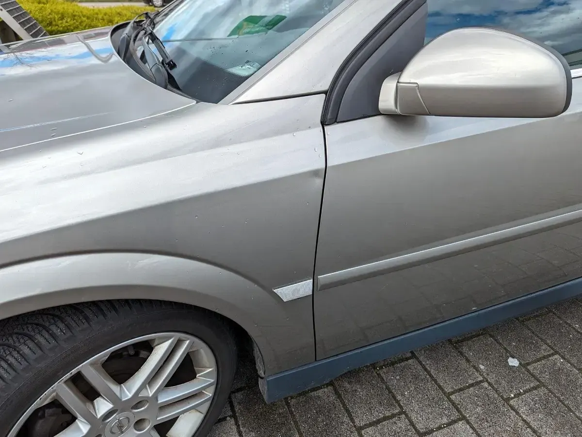 Gebraucht Opel Signum 155 PS (114 kW) 2003 Gold Kleinwagen