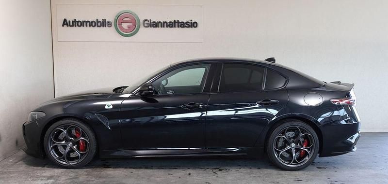 Gebraucht Alfa Romeo Giulia Quadrifoglio 519 PS (381 kW) 2024 Schwarz Limousine