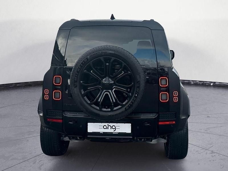 Neu Land Rover Defender Black Edition 635 PS (467 kW) 2026 Narvik black matt SUV