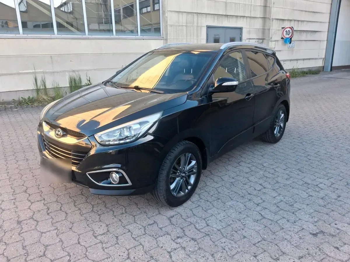 Gebraucht Hyundai ix35 163 PS (119 kW) 2014 Schwarz SUV