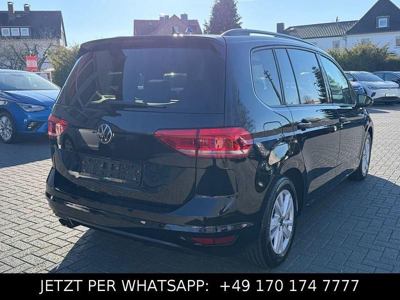 Gebraucht VW Touran IQ Drive 150 PS (110 kW) 2022 Schwarz Van / Kleinbus