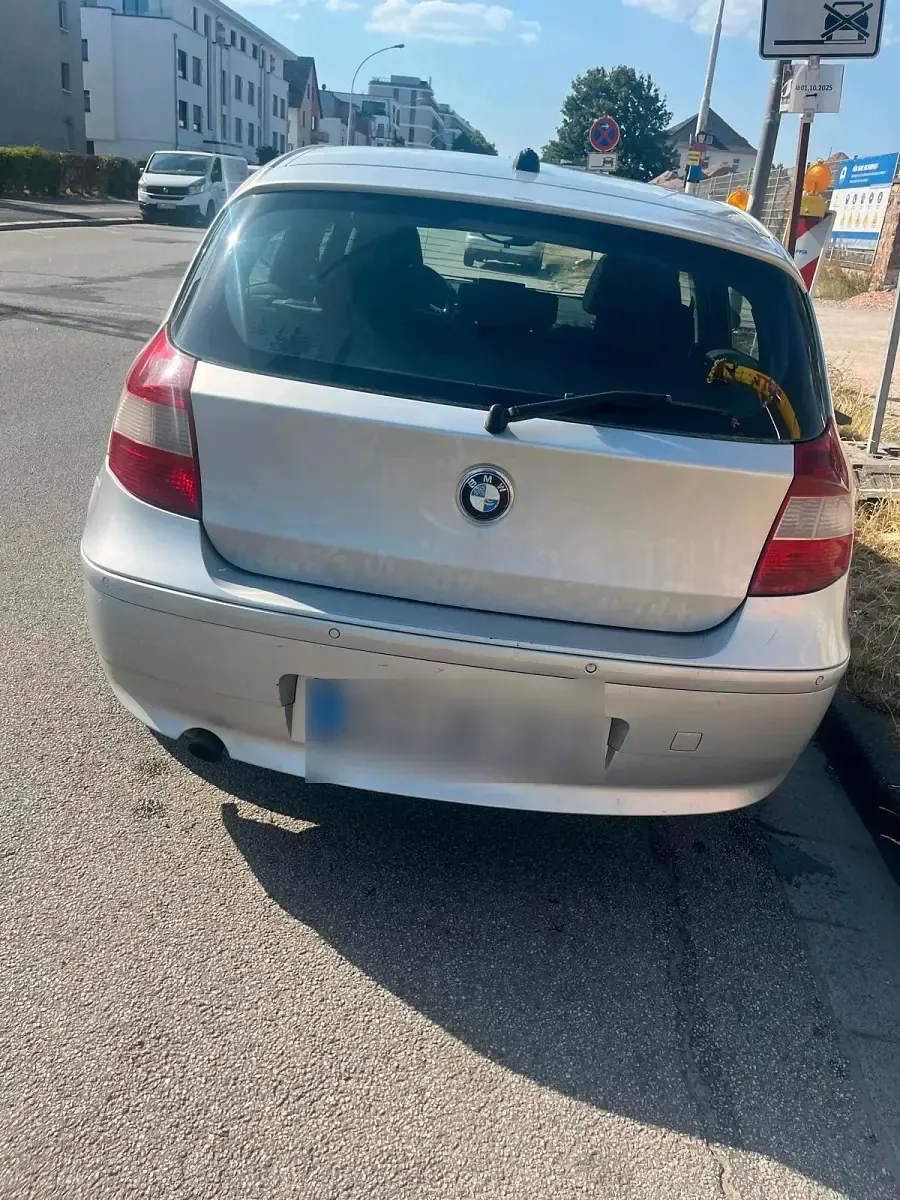 Gebraucht BMW 116 Basis 115 PS (84 kW) 2005 Silber Kleinwagen