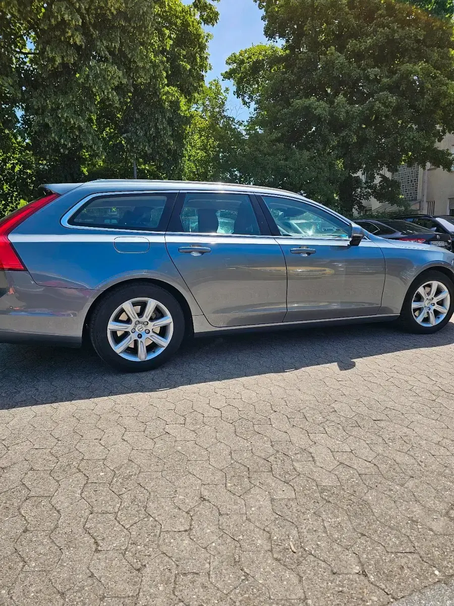 Gebraucht Volvo V90 190 PS (139 kW) 2016 Silber Kombi