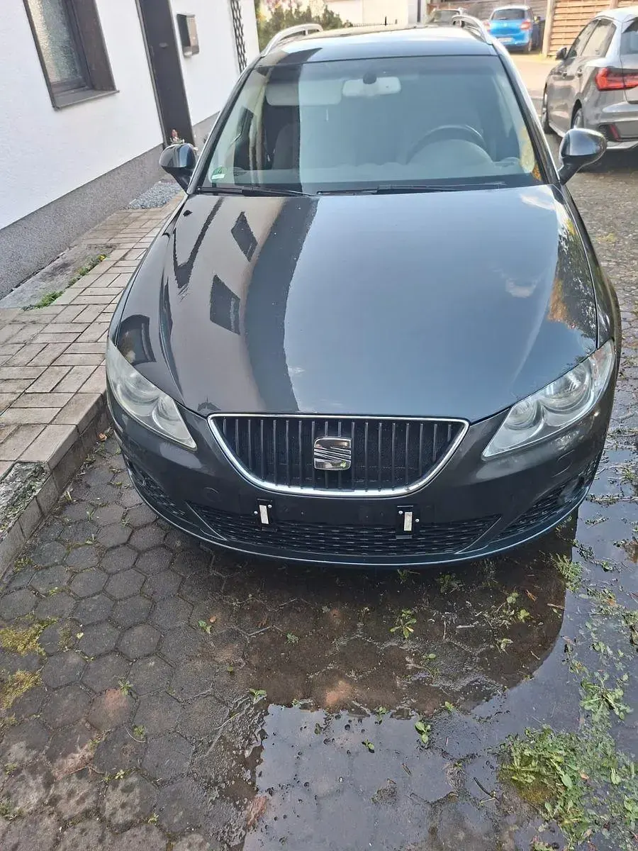 Gebraucht Seat Exeo Sport 160 PS (117 kW) 2011 Grau Kombi