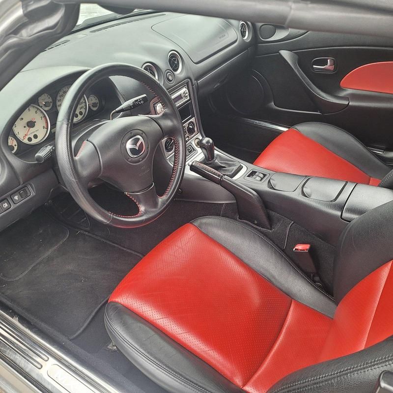 Gebraucht Mazda MX5 110 PS (80 kW) 2004 Silber Cabrio