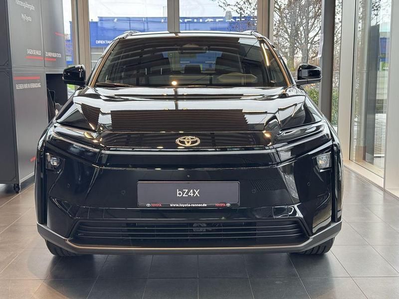 Neu Toyota bZ4X 164 kW (224 PS) 2026 Schwarz SUV