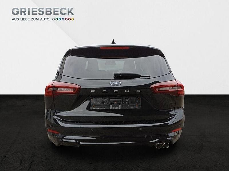 Gebraucht Ford Focus ST-Line 125 PS (91 kW) 2025 Agate black metallic Kombi
