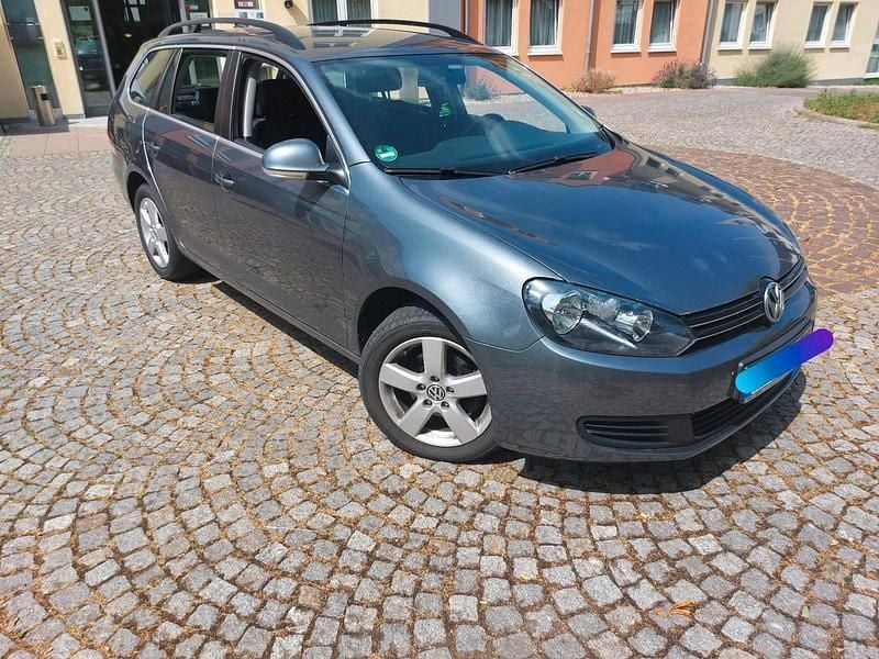 Gebraucht VW Golf VI 105 PS (77 kW) 2011 Grau Kleinwagen