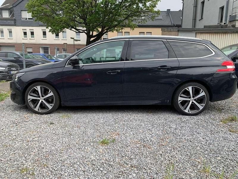 Gebraucht Peugeot 308 GT 179 PS (131 kW) 2016 Blau Kombi