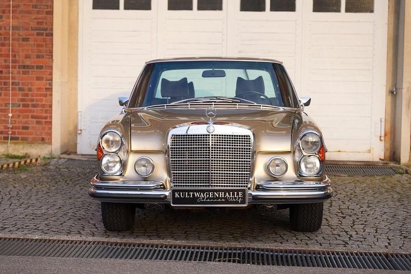 Gebraucht Mercedes W109 250 PS (183 kW) 1972 Beige Limousine