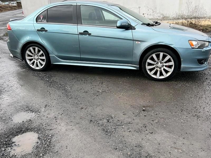 Gebraucht Mitsubishi Lancer 140 PS (102 kW) 2007 Blau Limousine