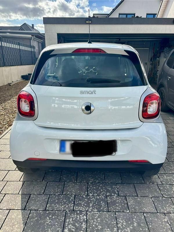 Usata Smart ForFour Passion 71 CV (52 kW) 2017 Bianco Utilitaria
