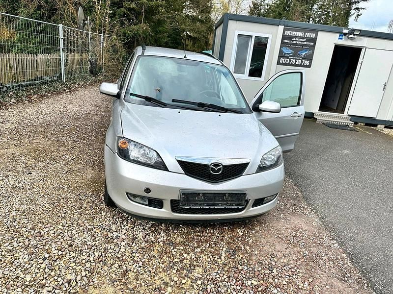 Gebraucht Mazda 2 80 PS (58 kW) 2003 Grau Kleinwagen