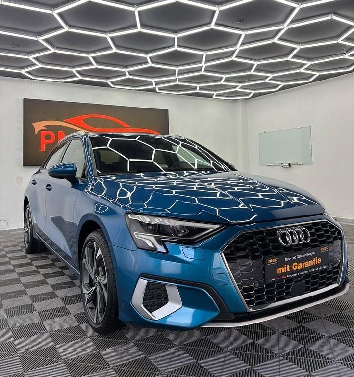 Gebraucht Audi A3 Advanced 150 PS (110 kW) 2021 Blau Limousine