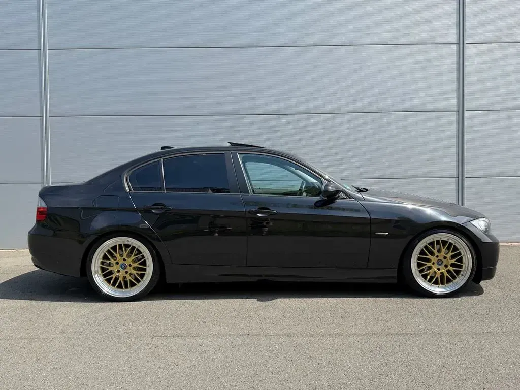 Gebraucht BMW 320 Sport Line 150 PS (110 kW) 2006 Schwarz Limousine