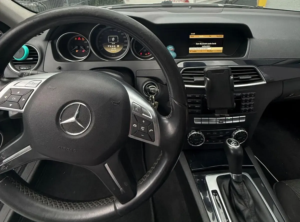 Gebraucht Mercedes C200 136 PS (100 kW) 2012 Limousine