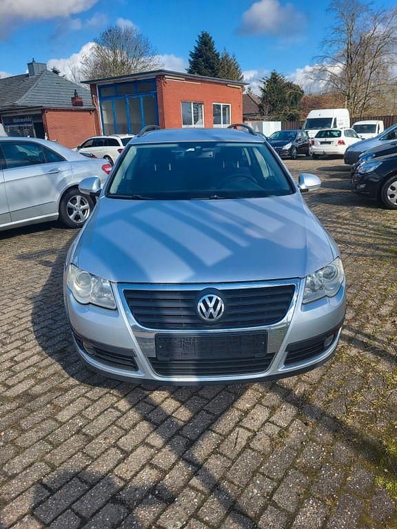 Gebraucht VW Passat Trendline 102 PS (75 kW) 2008 Silber Kombi