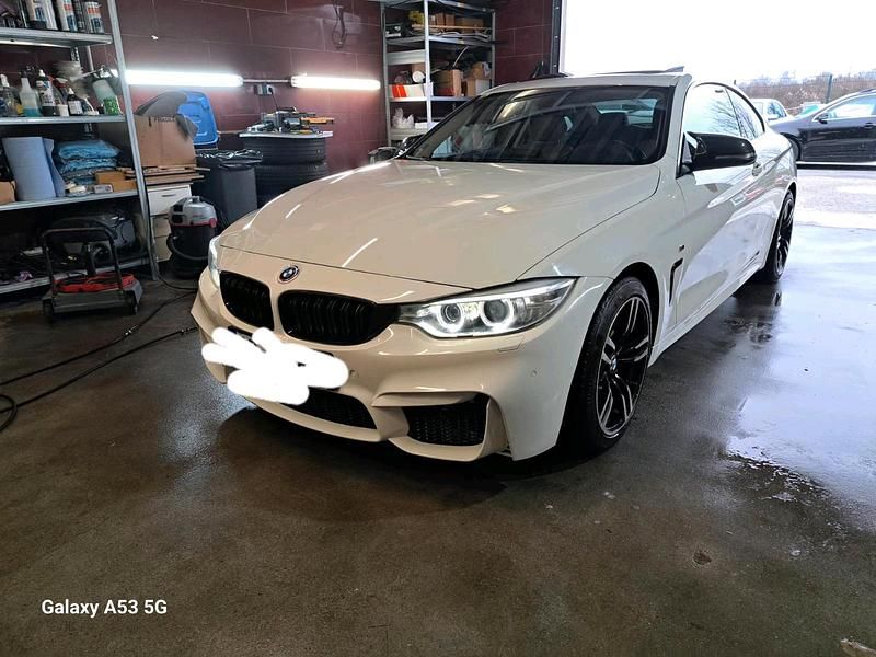 Weiß Gebraucht 2014 BMW 420 Coupé | 17.000 € (Guter Preis) - Bild 1/4
