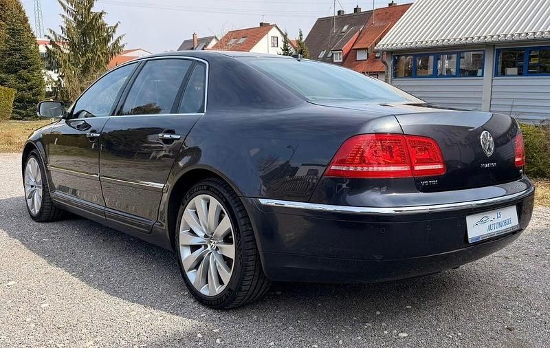 Gebraucht VW Phaeton Exclusive 239 PS (175 kW) 2011 Grau Limousine