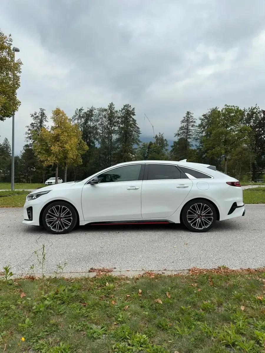 Gebraucht Kia ProCeed GT 204 PS (150 kW) 2019 Weiß Kombi