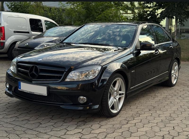 Schwarz Gebraucht 2008 Mercedes C230 AMG Limousine | 5.800 € (Guter Preis) - Bild 1/4
