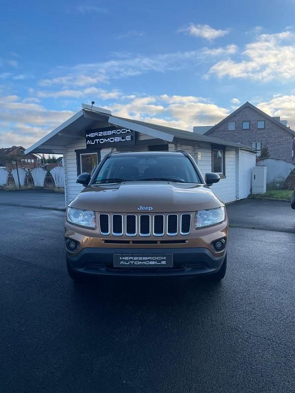 Gebraucht Jeep Compass Limited 140 PS (102 kW) 2011 Braun SUV