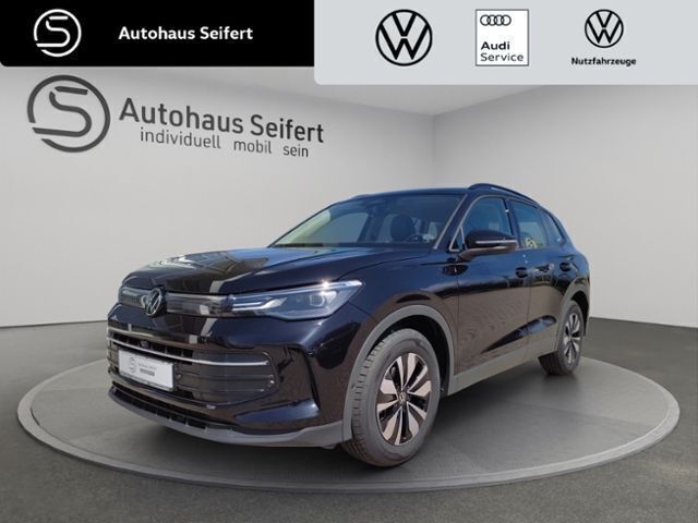 Schwarz Gebraucht 2024 VW Tiguan Goal SUV | 36.900 € - Bild 1/4
