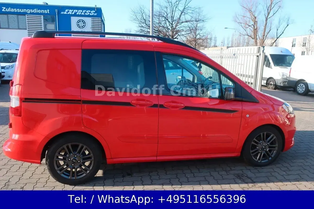 Gebraucht Ford Transit Sport 101 PS (74 kW) 2023 Rot Limousine