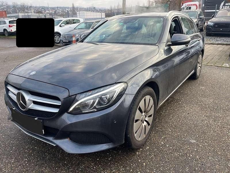 Gebraucht Mercedes C350e 211 PS (155 kW) 2017 Tenoritgrau  metalliclack Kombi