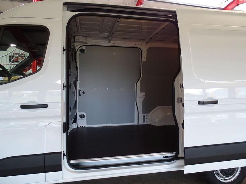 Gebraucht Renault Master 131 PS (96 kW) 2025 Weiß Van