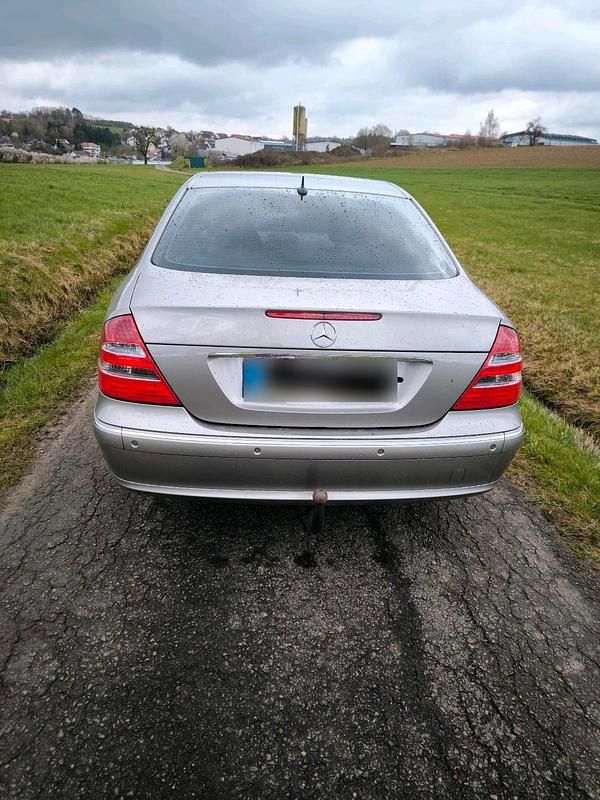 Gebraucht Mercedes E320 224 PS (164 kW) 2005 Silber Limousine