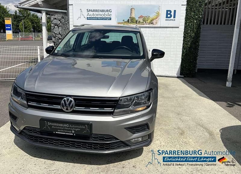 Tungsten silver Gebraucht 2019 VW Tiguan IQ Drive SUV | 17.849 € (Superpreis) - Bild 1/3