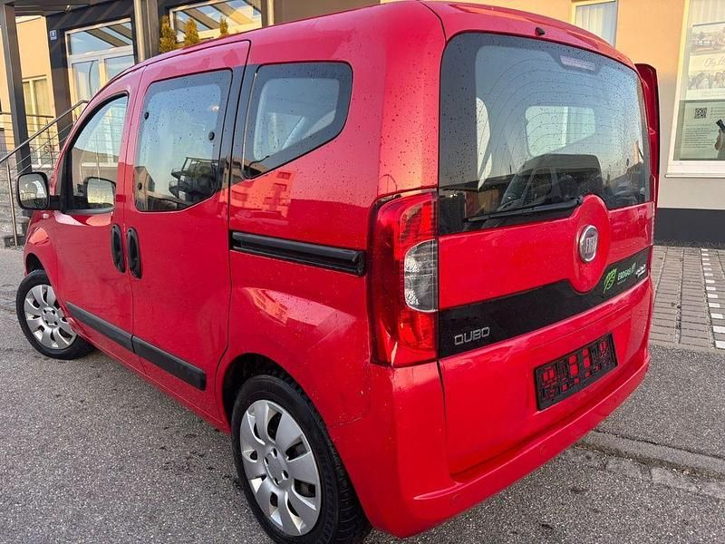 Gebraucht Fiat Qubo Easy 77 PS (56 kW) 2012 Rot Van / Kleinbus