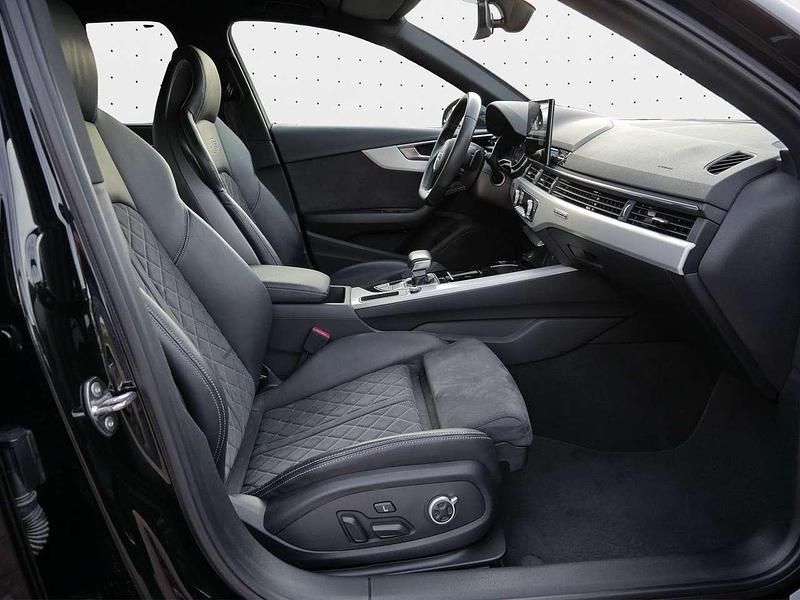 Gebraucht Audi A4 S-Line 204 PS (150 kW) 2022 Mythosschwarz metallic Kombi