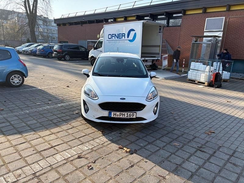 Weiß Gebraucht 2020 Ford Fiesta Trend Kleinwagen | 9.600 € (Guter Preis) - Bild 1/4
