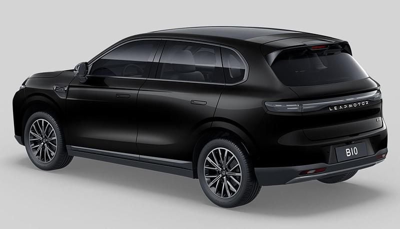 Neu Leapmotor B10 160 kW (218 PS) 2026 Metallic black SUV