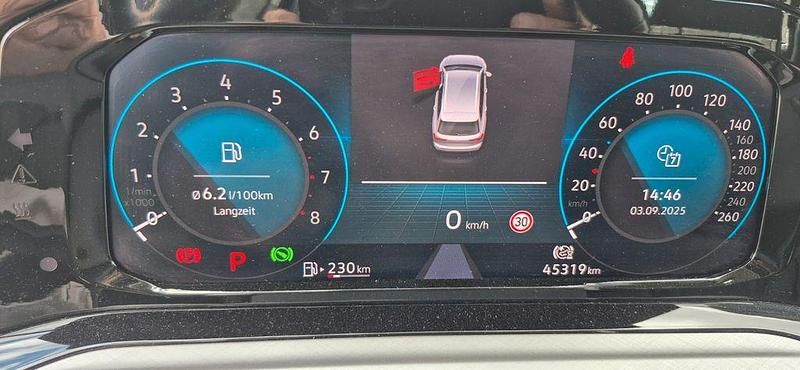 Blau Gebraucht 2022 VW Golf VIII Life Kombi | 20.000 € (Superpreis) - Bild 1/2