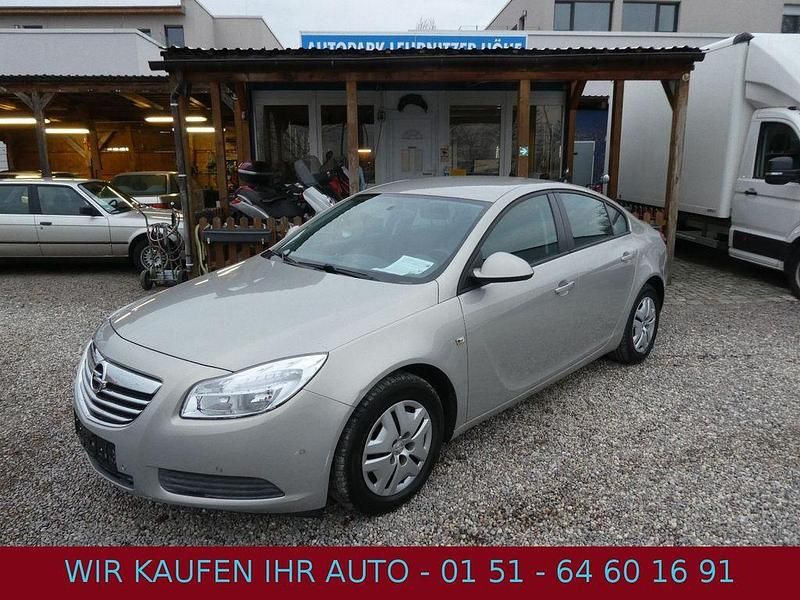 Gebraucht Opel Insignia Selection 116 PS (85 kW) 2012 Beige Limousine
