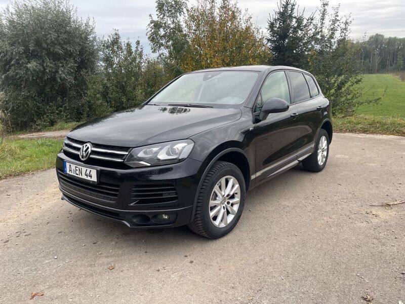 Schwarz Gebraucht 2014 VW Touareg Edition SUV | 12.500 € (Teuer) - Bild 1/4