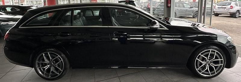 Gebraucht Mercedes E400 AMG line 330 PS (242 kW) 2020 Schwarz Kombi