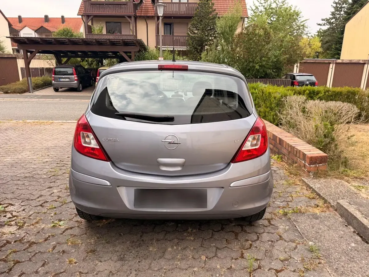 Gebraucht Opel Corsa 80 PS (58 kW) 2008 Grau Kleinwagen