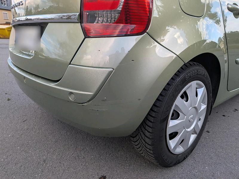 Gebraucht Renault Modus Dynamique 75 PS (55 kW) 2009 Grün Van / Kleinbus